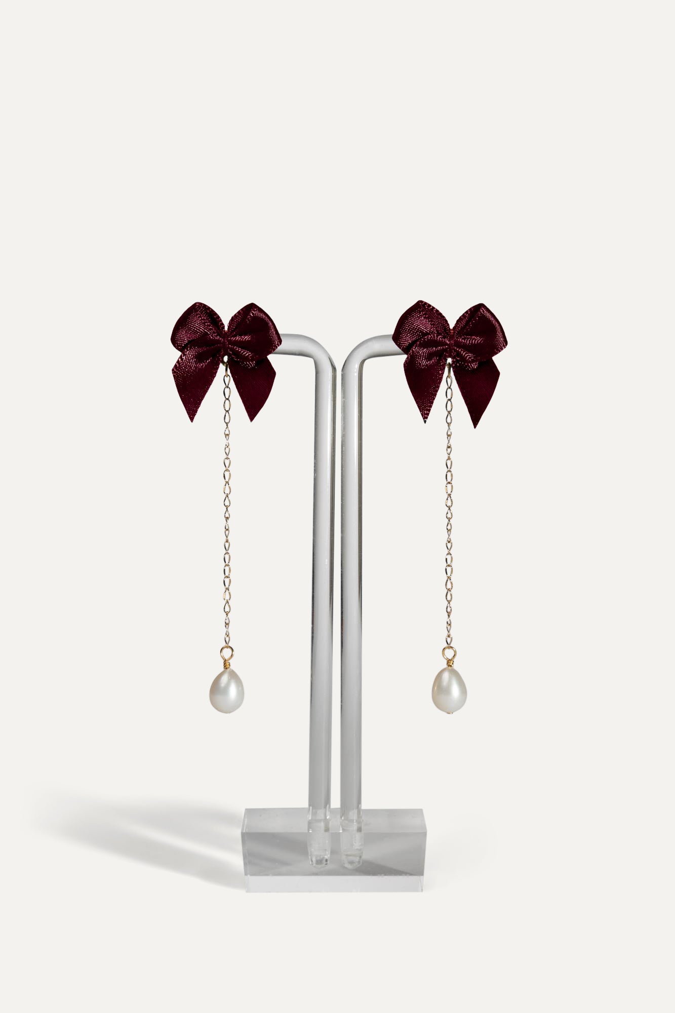 Burgundy pearl earrings discount