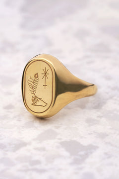Juno Signet Ring