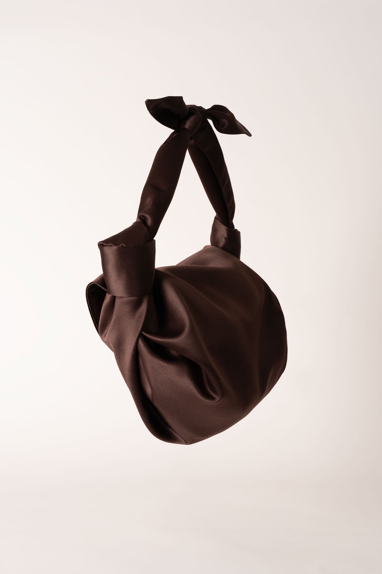 Mle Nodo Satin Shoulder Handbag in Brown