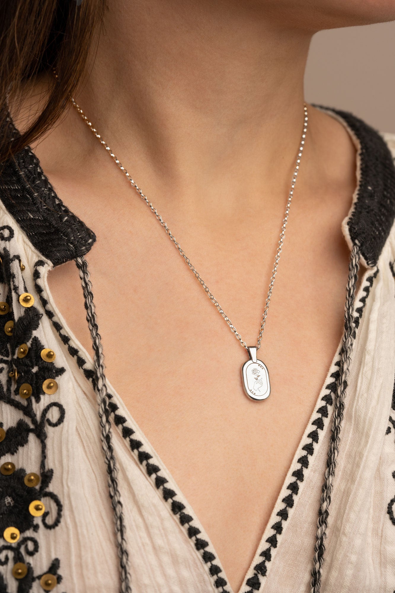 Aphrodite Pendant Necklace – MLE